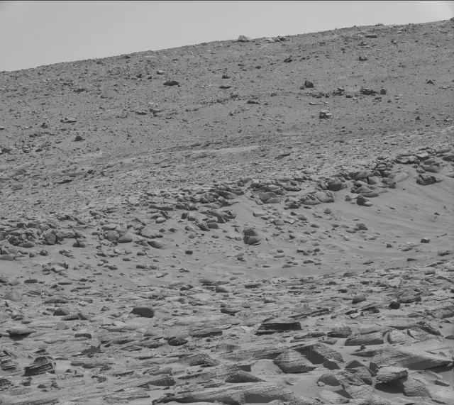 Sol 3800: Mast Camera (Mastcam)