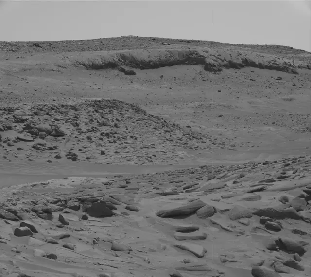 Sol 3800: Mast Camera (Mastcam)