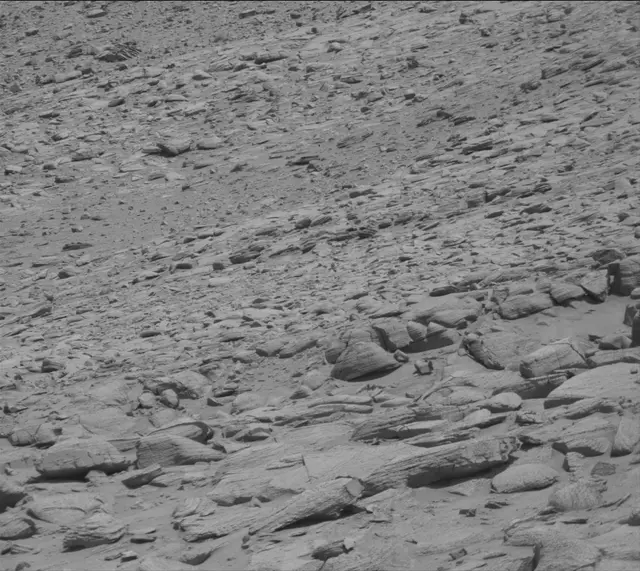 Sol 3800: Mast Camera (Mastcam)