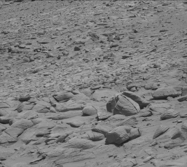 Sol 3800: Mast Camera (Mastcam)