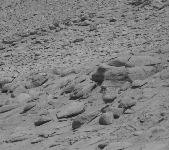 Sol 3800: Mast Camera (Mastcam)