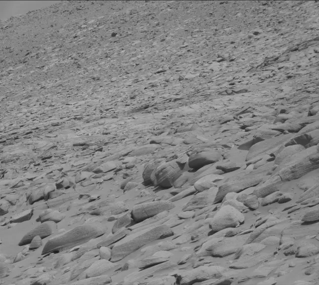 Sol 3800: Mast Camera (Mastcam)