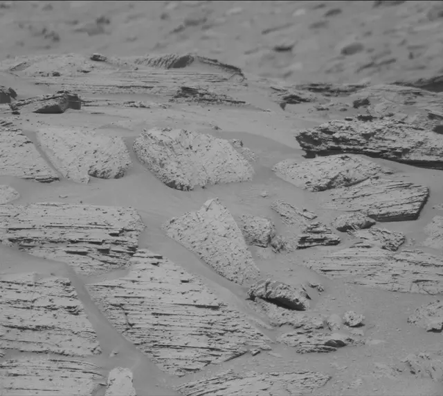 Sol 3800: Mast Camera (Mastcam)