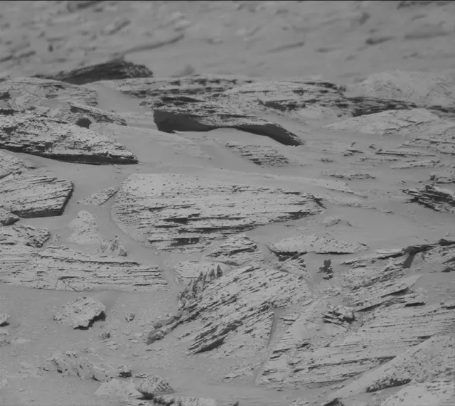 Sol 3800: Mast Camera (Mastcam)