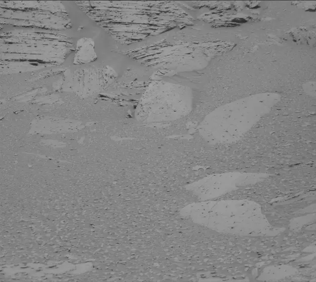 Sol 3800: Mast Camera (Mastcam)