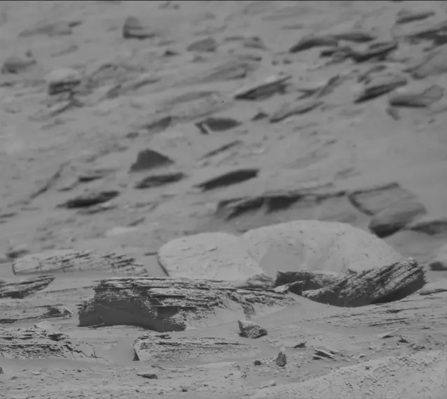 Sol 3800: Mast Camera (Mastcam)