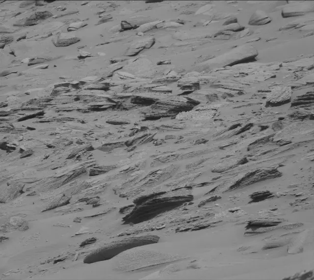 Sol 3800: Mast Camera (Mastcam)