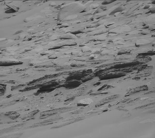 Sol 3800: Mast Camera (Mastcam)
