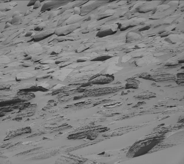 Sol 3800: Mast Camera (Mastcam)