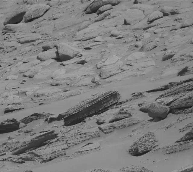 Sol 3800: Mast Camera (Mastcam)