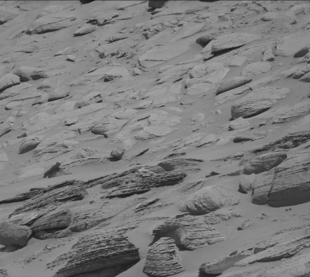 Sol 3800: Mast Camera (Mastcam)