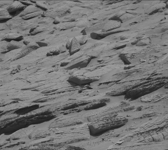 Sol 3800: Mast Camera (Mastcam)