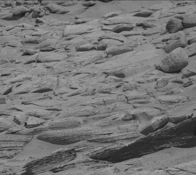 Sol 3800: Mast Camera (Mastcam)