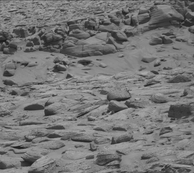 Sol 3800: Mast Camera (Mastcam)