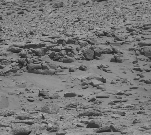 Sol 3800: Mast Camera (Mastcam)