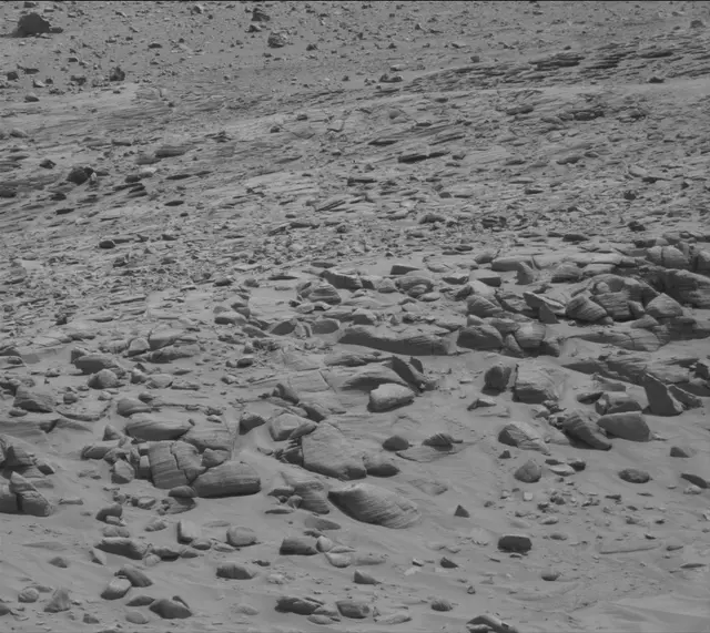 Sol 3800: Mast Camera (Mastcam)