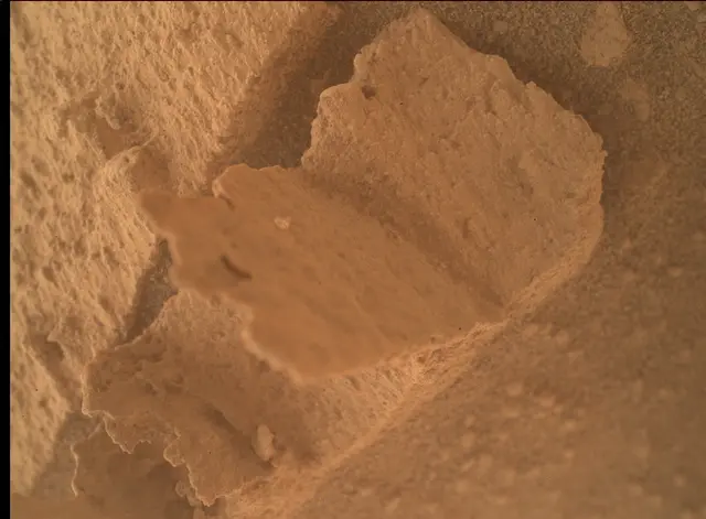 Sol 3800: Mars Hand Lens Imager (MAHLI)