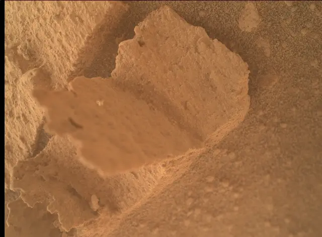 Sol 3800: Mars Hand Lens Imager (MAHLI)
