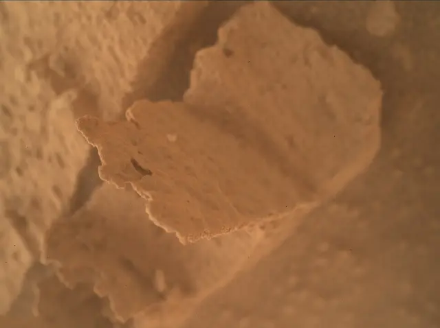 Sol 3800: Mars Hand Lens Imager (MAHLI)
