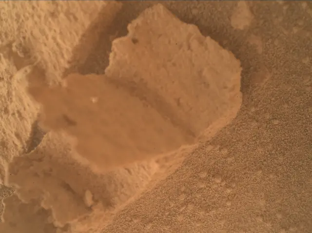 Sol 3800: Mars Hand Lens Imager (MAHLI)