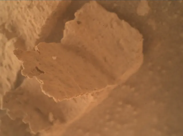 Sol 3800: Mars Hand Lens Imager (MAHLI)