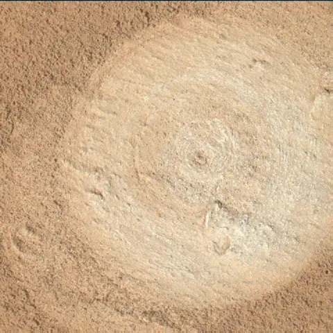 Sol 3800: Mars Hand Lens Imager (MAHLI)
