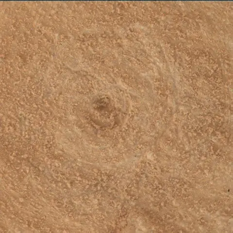 Sol 3800: Mars Hand Lens Imager (MAHLI)