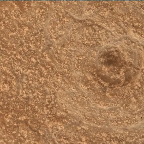 Sol 3800: Mars Hand Lens Imager (MAHLI)