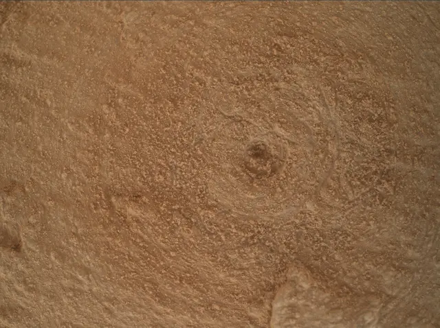 Sol 3800: Mars Hand Lens Imager (MAHLI)