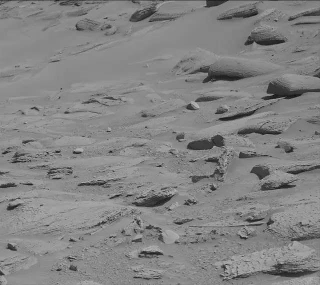 Sol 3801: Mast Camera (Mastcam)