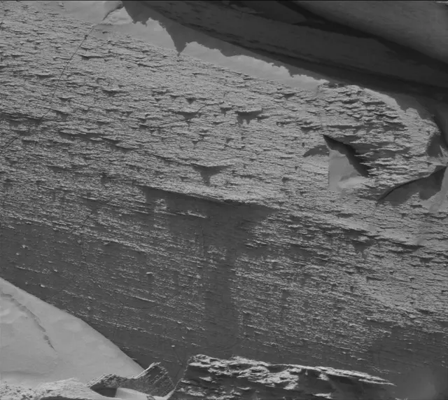 Sol 3801: Mast Camera (Mastcam)