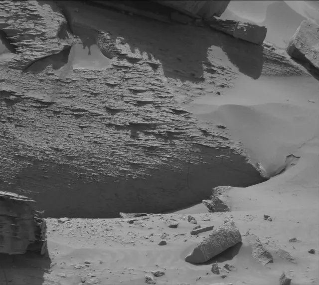 Sol 3801: Mast Camera (Mastcam)