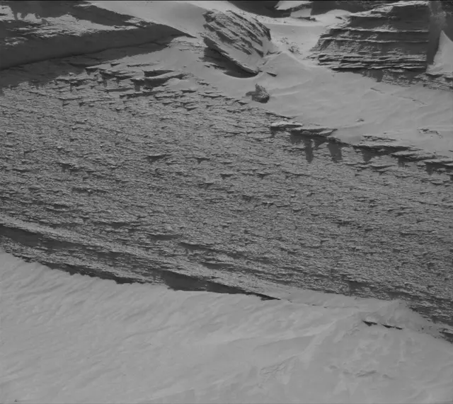 Sol 3801: Mast Camera (Mastcam)