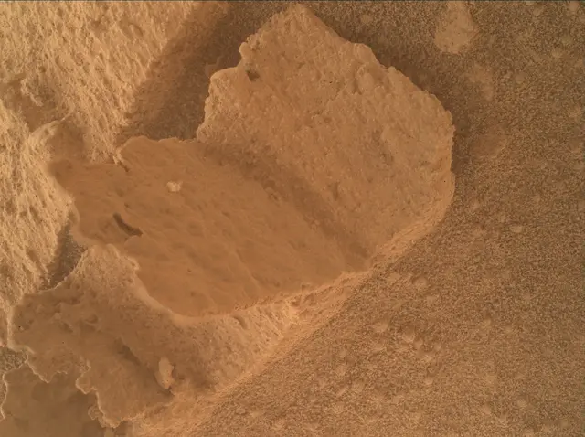 Sol 3801: Mars Hand Lens Imager (MAHLI)