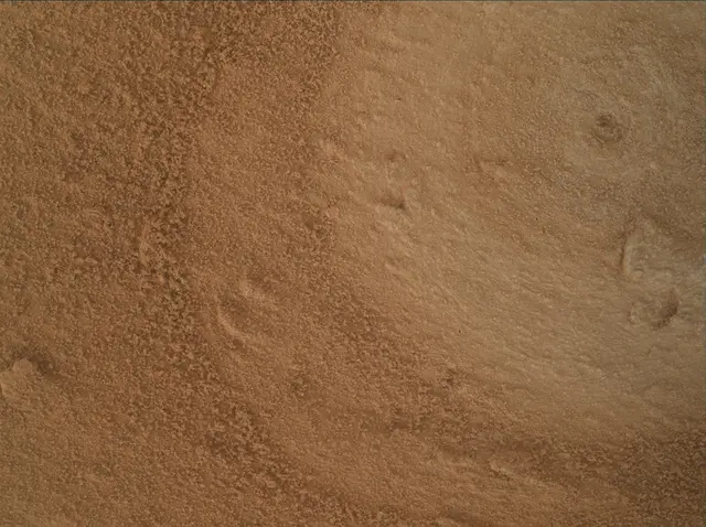 Sol 3801: Mars Hand Lens Imager (MAHLI)