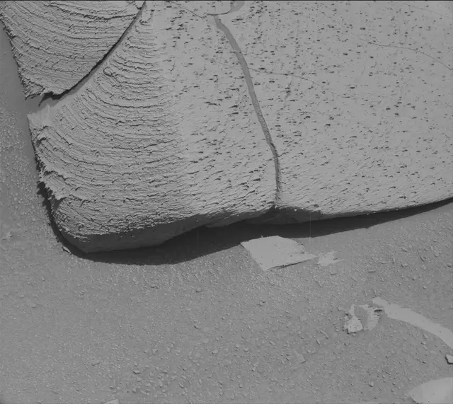 Sol 3803: Mast Camera (Mastcam)