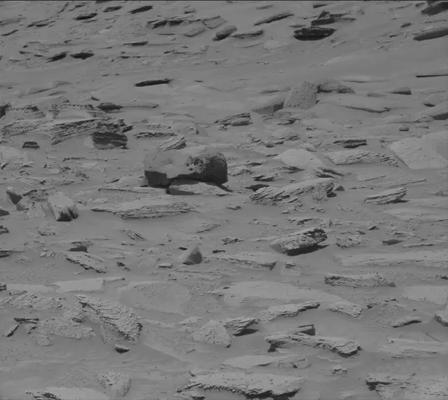 Sol 3803: Mast Camera (Mastcam)