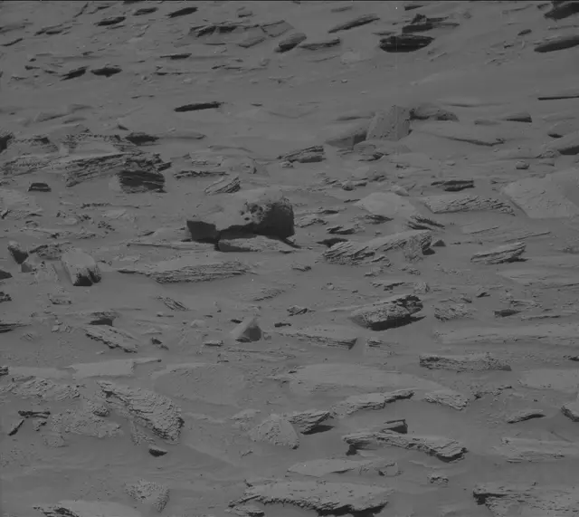 Sol 3803: Mast Camera (Mastcam)