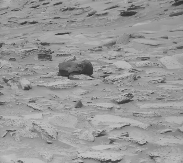 Sol 3803: Mast Camera (Mastcam)