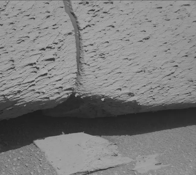 Sol 3803: Mast Camera (Mastcam)