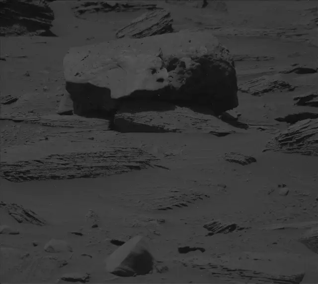 Sol 3803: Mast Camera (Mastcam)
