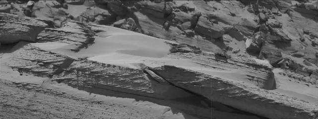 Sol 3805: Mast Camera (Mastcam)