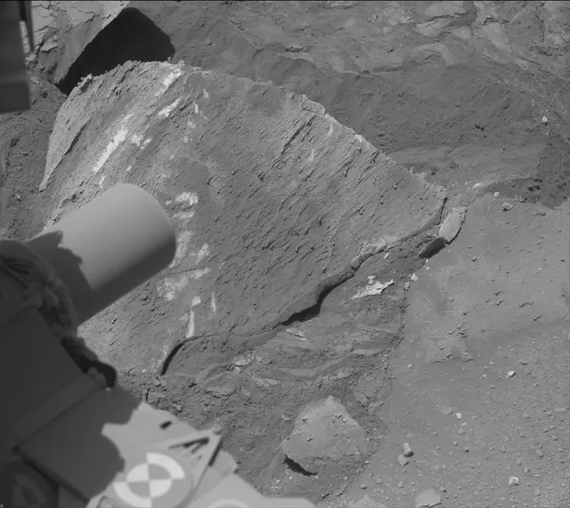 Sol 3805: Mast Camera (Mastcam)
