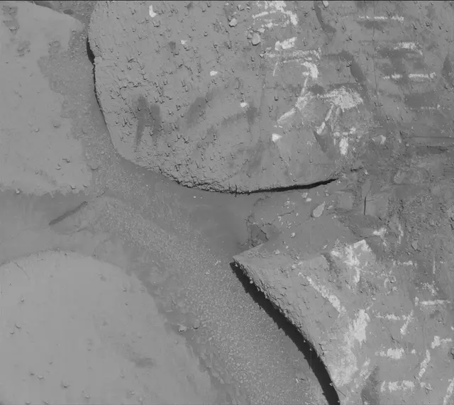 Sol 3805: Mast Camera (Mastcam)