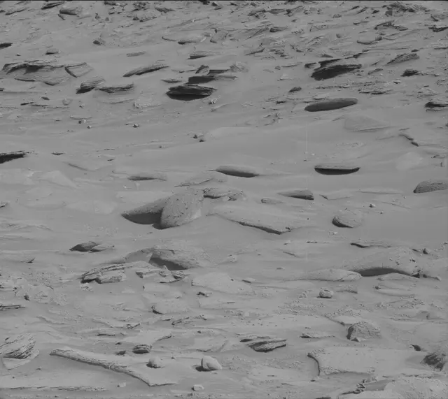 Sol 3805: Mast Camera (Mastcam)