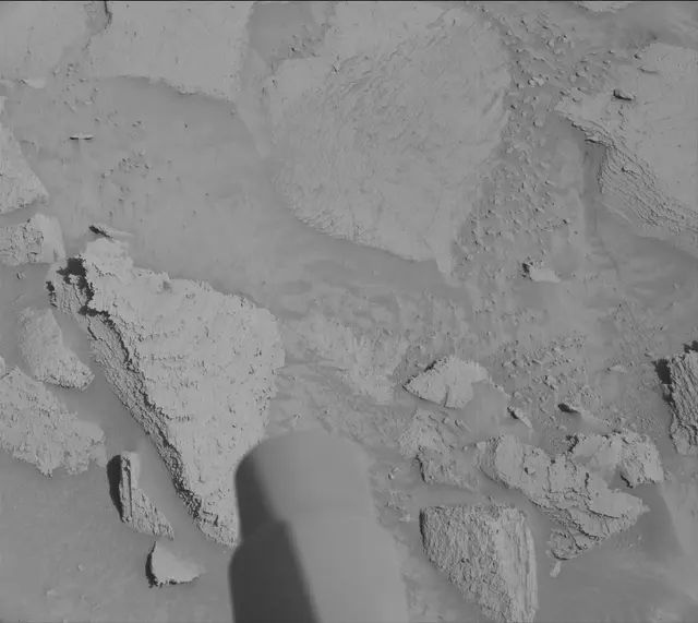 Sol 3805: Mast Camera (Mastcam)