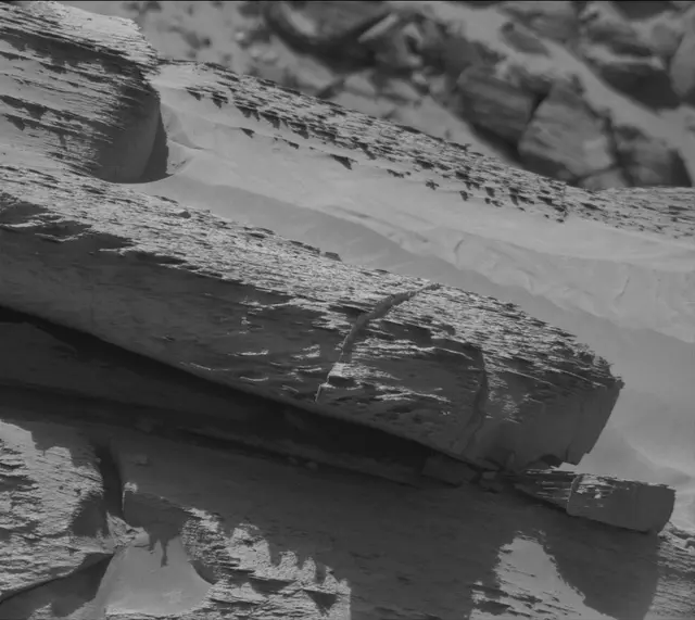 Sol 3805: Mast Camera (Mastcam)