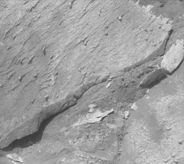Sol 3805: Mast Camera (Mastcam)