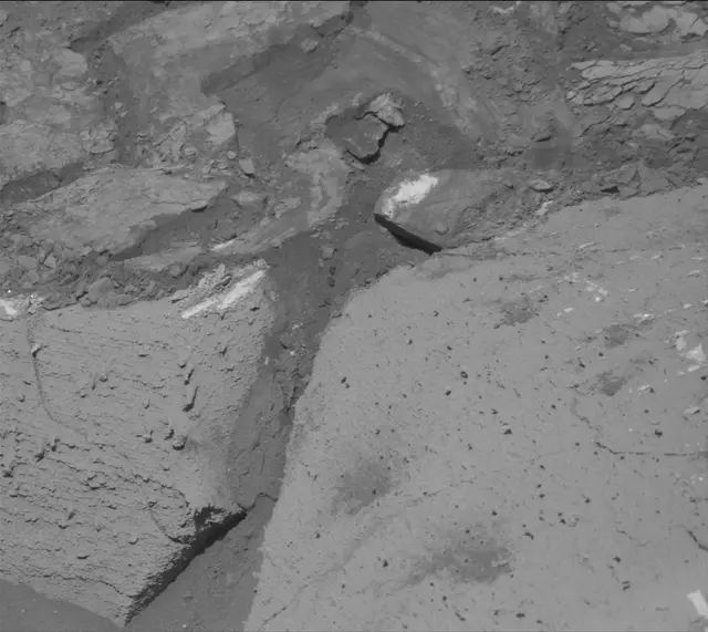 Sol 3805: Mast Camera (Mastcam)