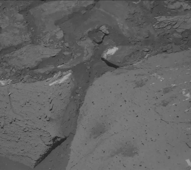 Sol 3805: Mast Camera (Mastcam)